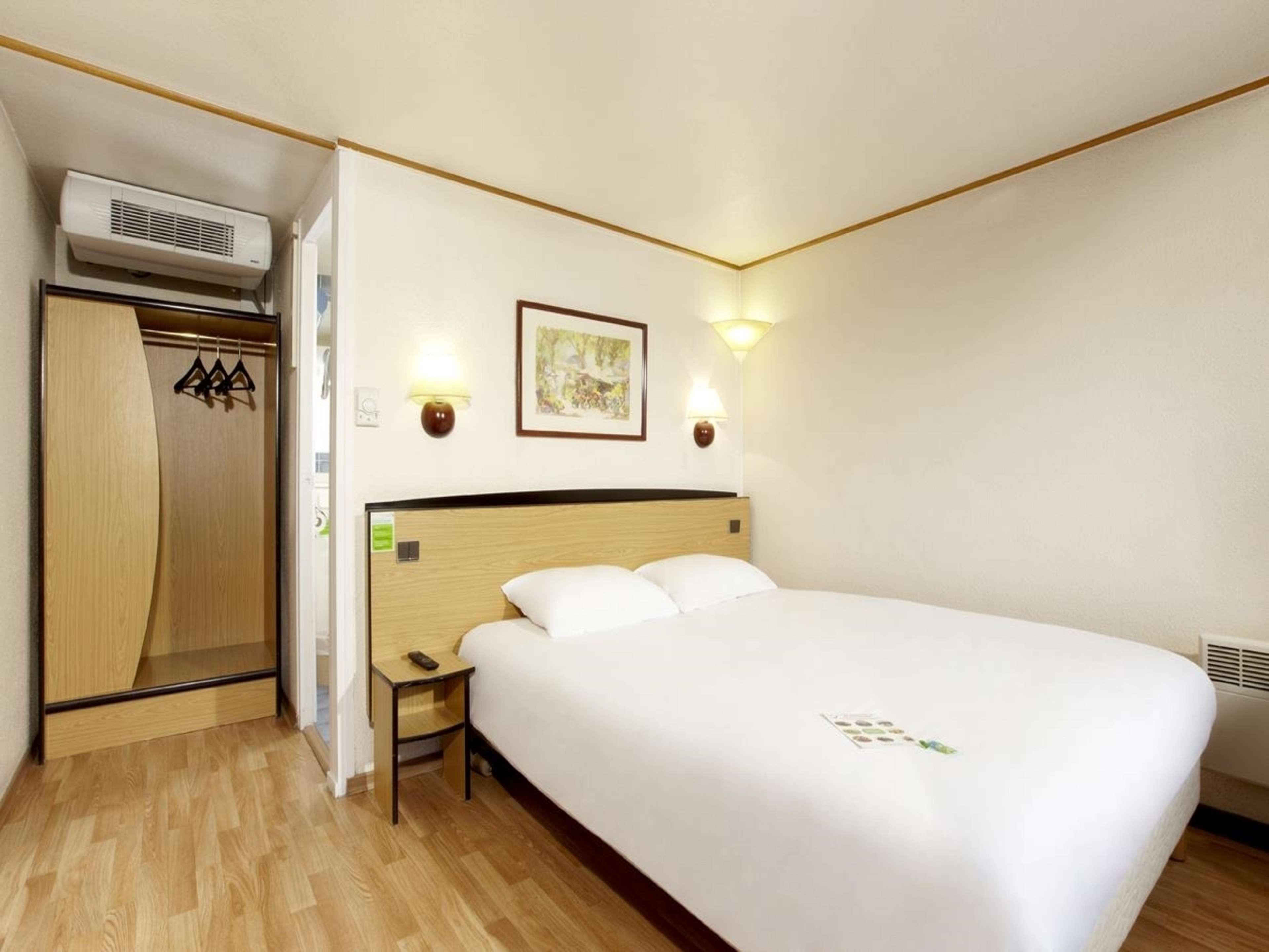 Kyriad Direct Lyon Sud - Chasse-Sur-Rhone Exterior photo